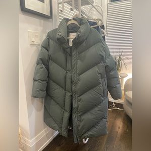 Aritzia Wilfred Cloud Puff Long Sage Green Medium